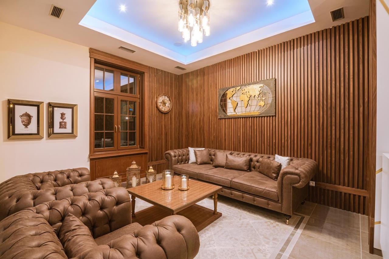 Hotel Michael'S Palace コシツェ エクステリア 写真